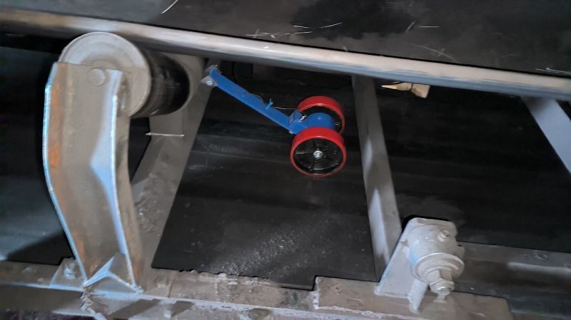 fully suspended electronic belt scale
