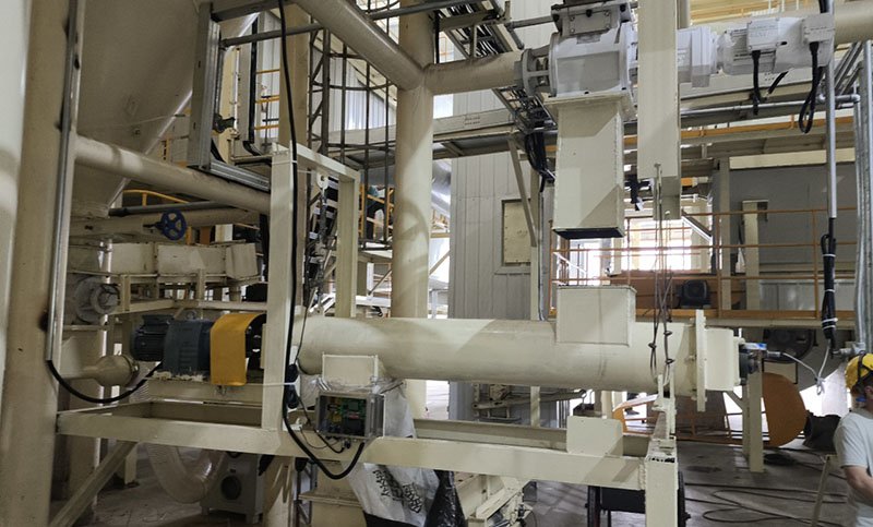 Spiral quantitative feeder