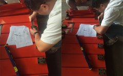 What testing items do electronic belt scales need to undergo before leaving the factory?